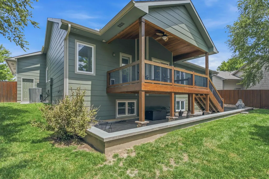 1301 E Rushwood Drive Derby KS 67037-3461