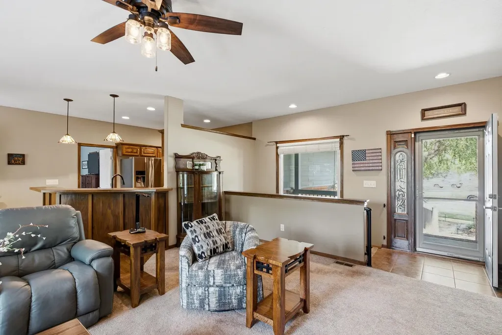 1301 E Rushwood Drive Derby KS 67037-3461
