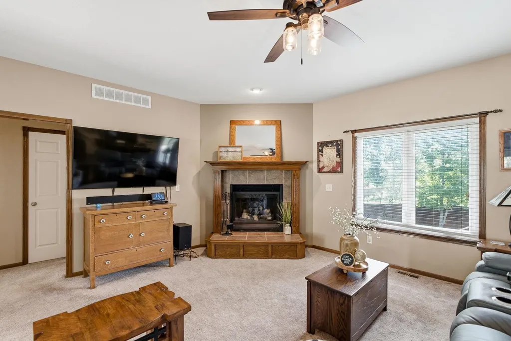 1301 E Rushwood Drive Derby KS 67037-3461