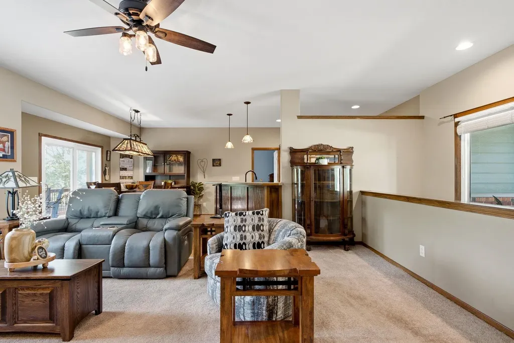 1301 E Rushwood Drive Derby KS 67037-3461