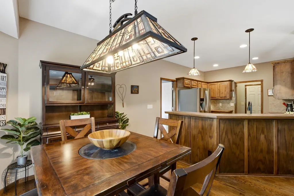 1301 E Rushwood Drive Derby KS 67037-3461
