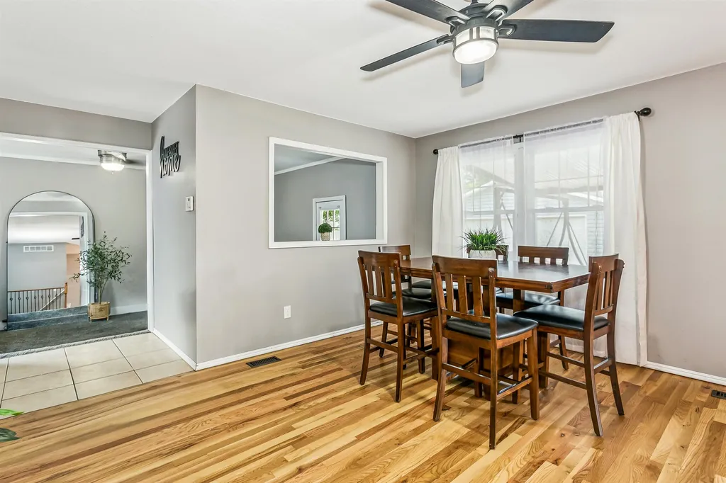 1718 E Charleston Street Park City KS 67219-1609