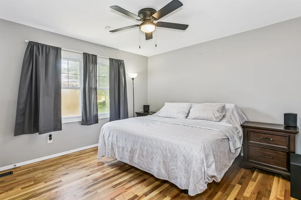 1718 E Charleston Street Park City KS 67219-1609