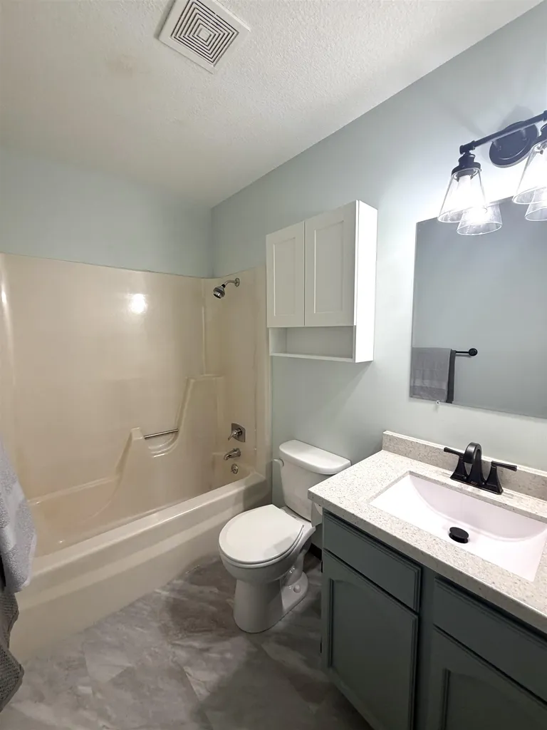 509 W 13th Avenue El Dorado KS 67042