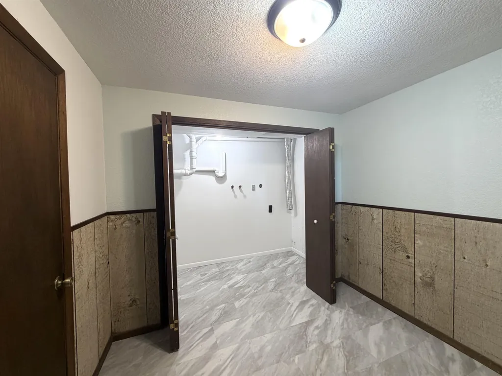 509 W 13th Avenue El Dorado KS 67042