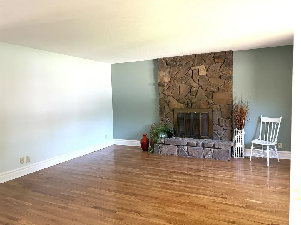 509 W 13th Avenue El Dorado KS 67042
