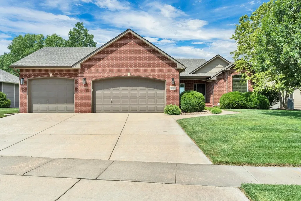 6001 W Brookview Wichita KS 67205