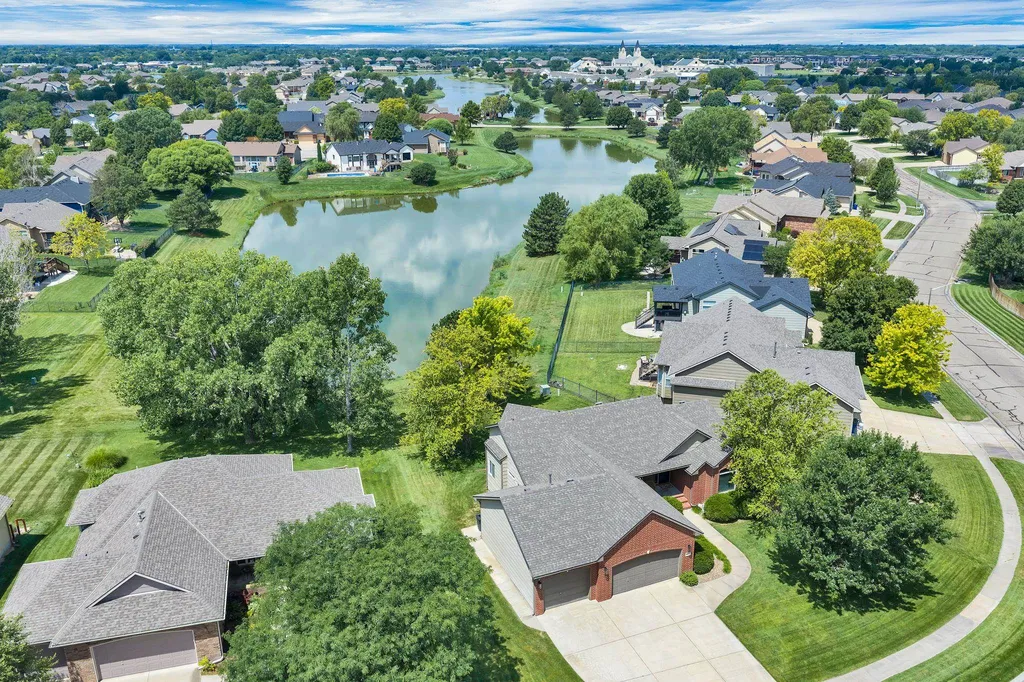 6001 W Brookview Wichita KS 67205