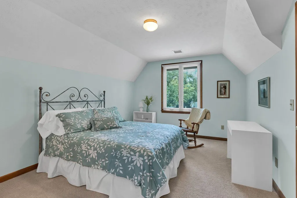 912 N Gatewood Wichita KS 67206