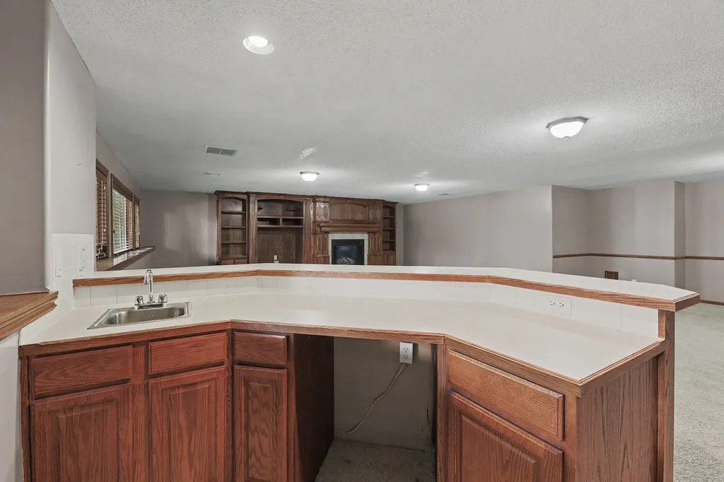 3317 N North Shore Court Wichita KS 67205