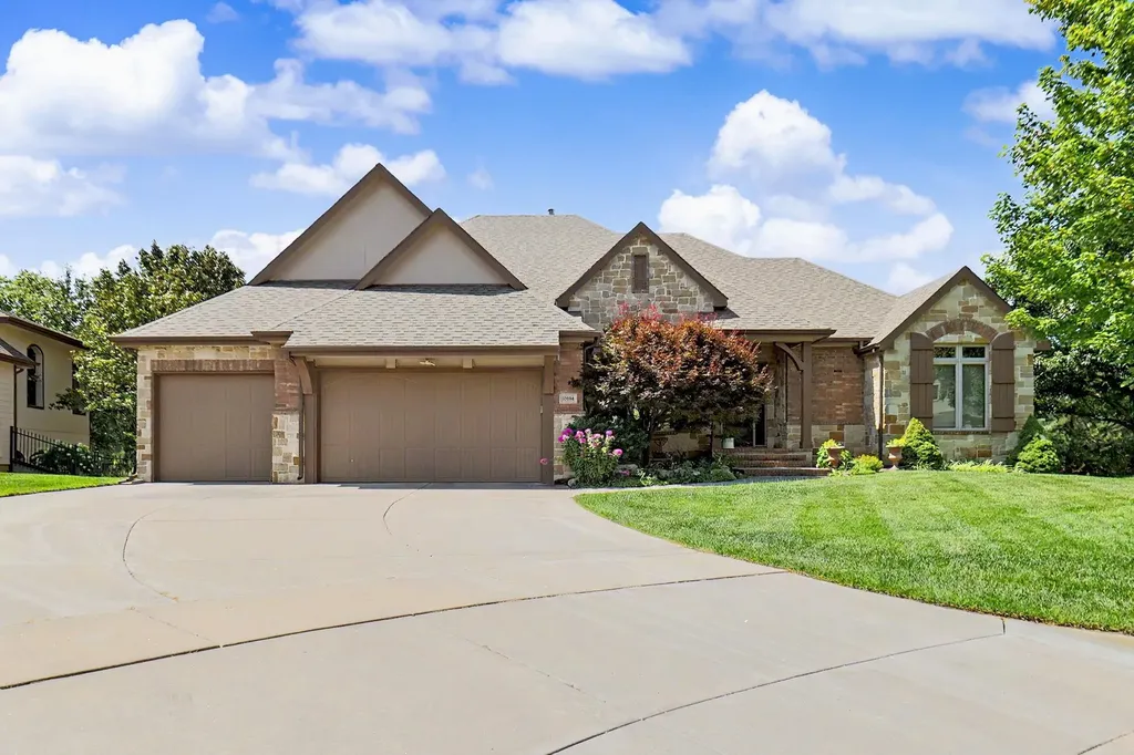 13104 E Mainsgate Circle Wichita KS 67228
