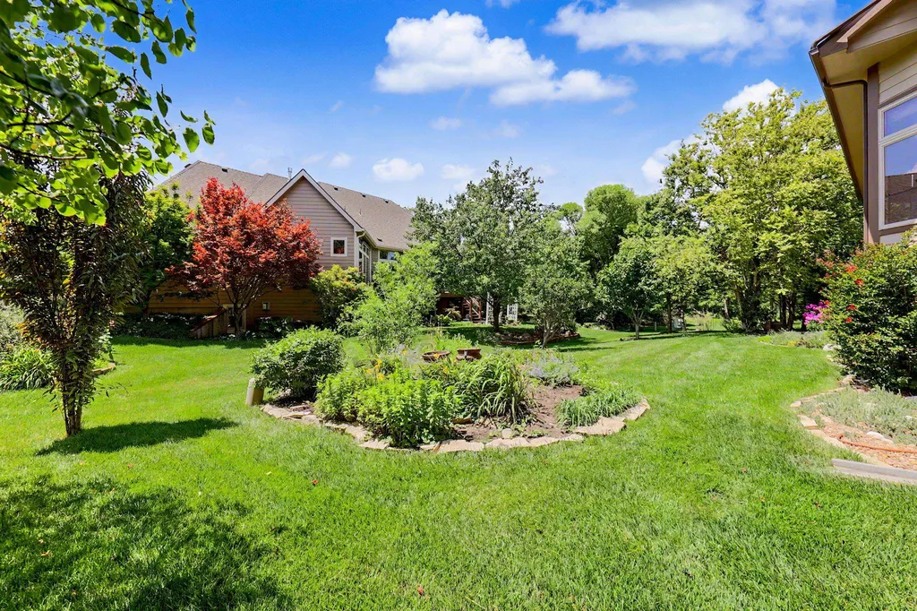13104 E Mainsgate Circle Wichita KS 67228