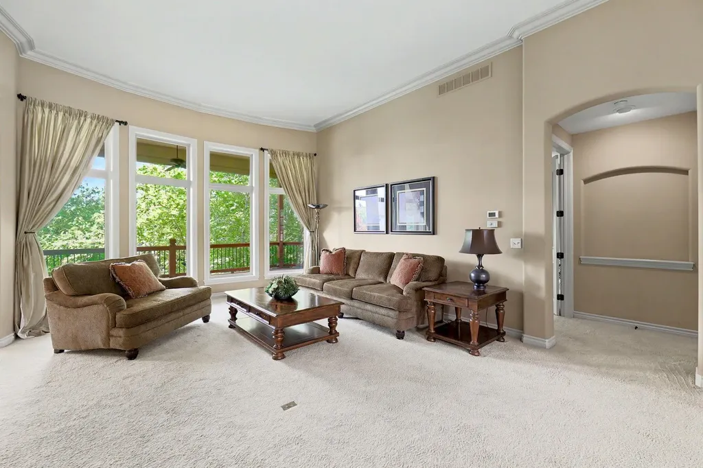 13104 E Mainsgate Circle Wichita KS 67228