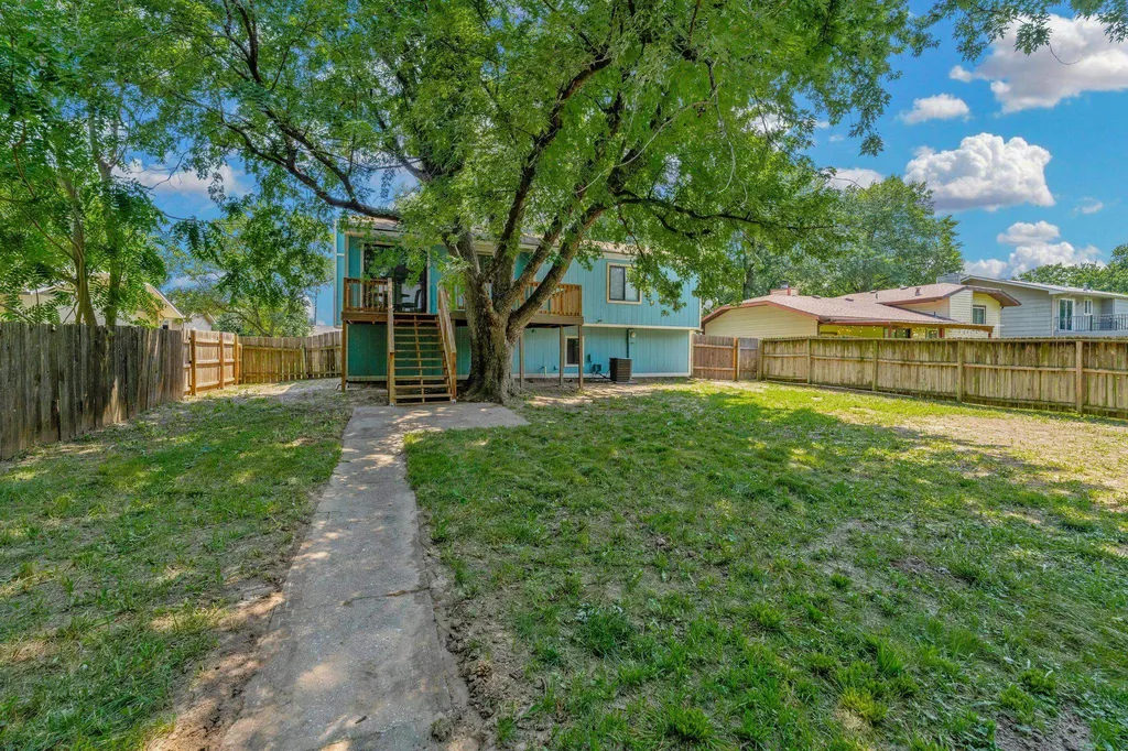 610 E Campus Street Wichita KS 67216