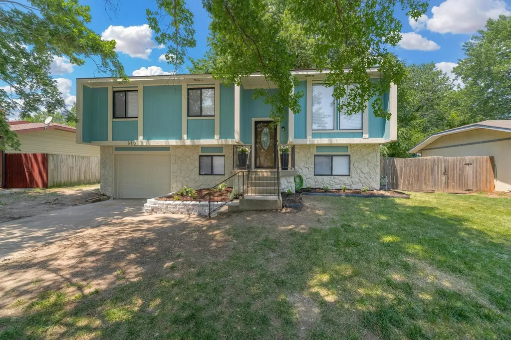 610 E Campus Street Wichita KS 67216