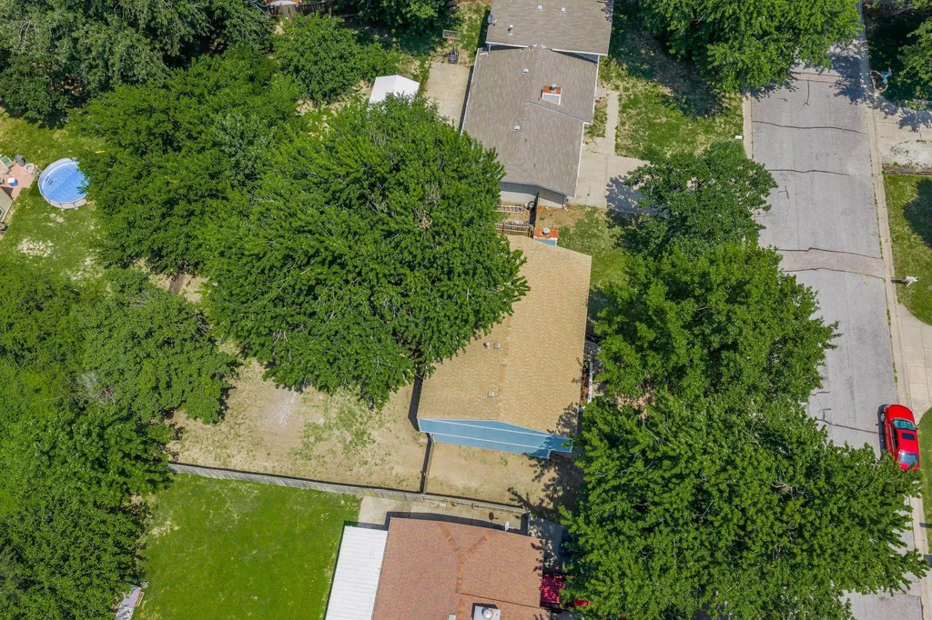 610 E Campus Street Wichita KS 67216