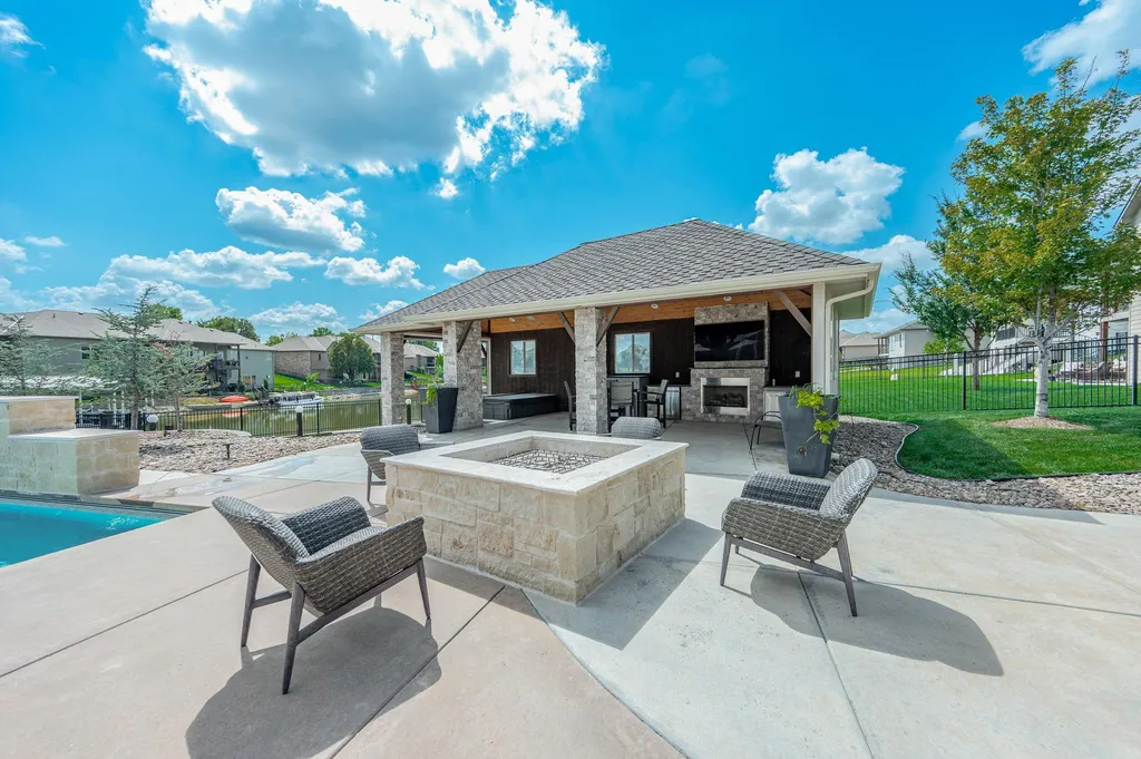 2901 W Crystal Beach Street Wichita KS 67204