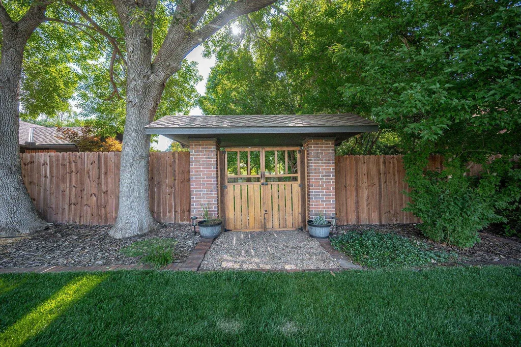 1050 S Stagecoach Street Wichita KS 67230