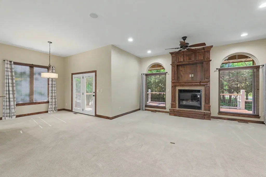 3810 N Watercress Court Maize KS 67101