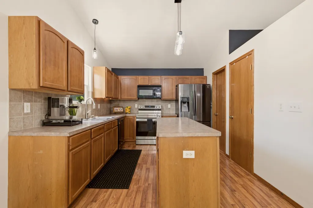 2635 E Sunnyslope Park City KS 67219