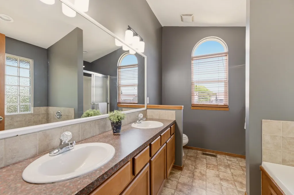 2635 E Sunnyslope Park City KS 67219