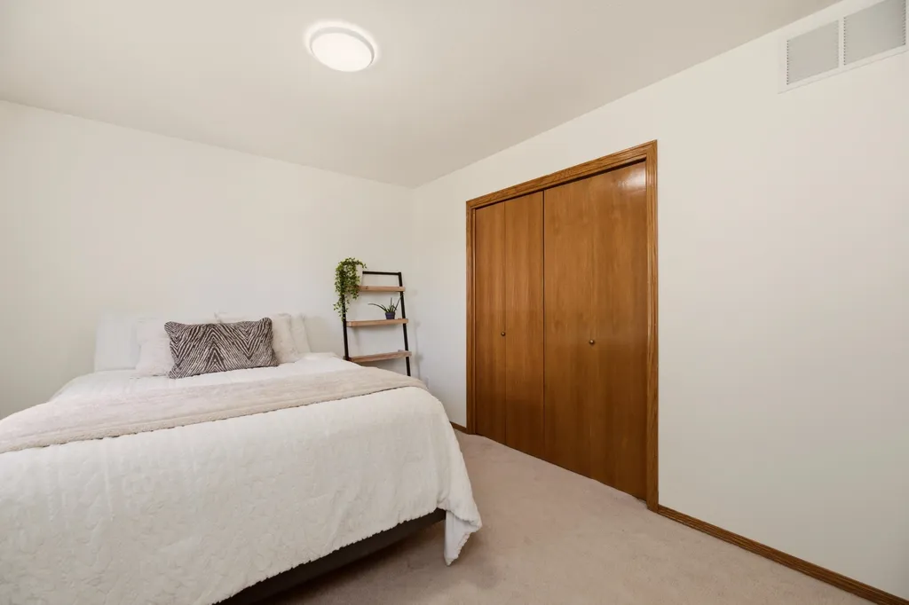 2635 E Sunnyslope Park City KS 67219