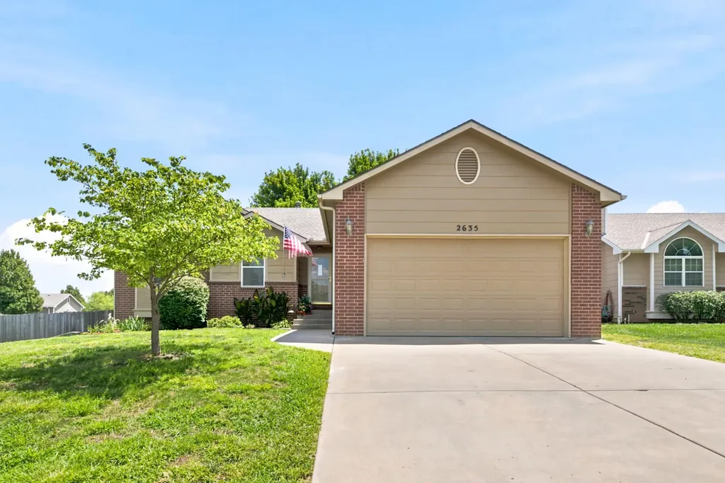 2635 E Sunnyslope Park City KS 67219