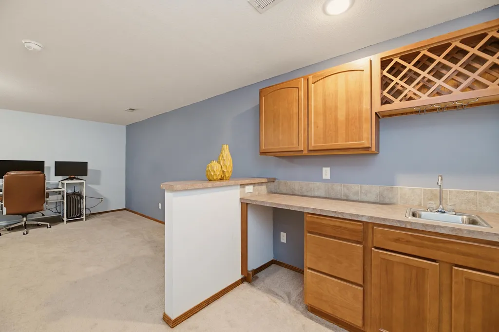 2635 E Sunnyslope Park City KS 67219