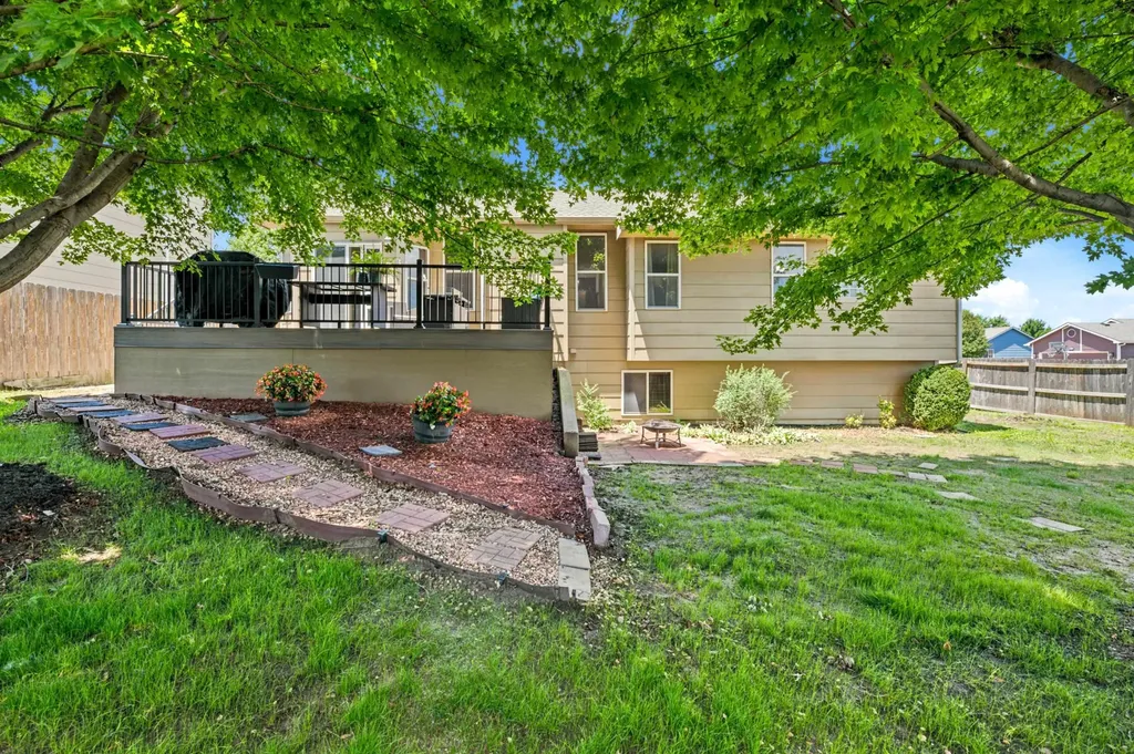 2635 E Sunnyslope Park City KS 67219