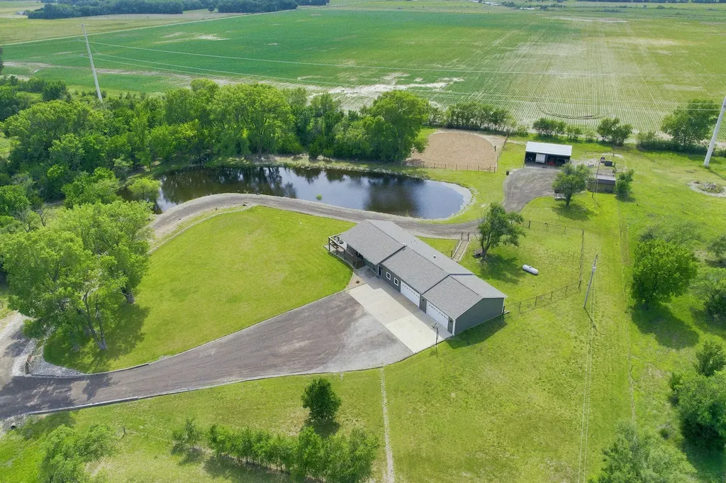 1255 NE 120th Avenue Cheney KS 67025
