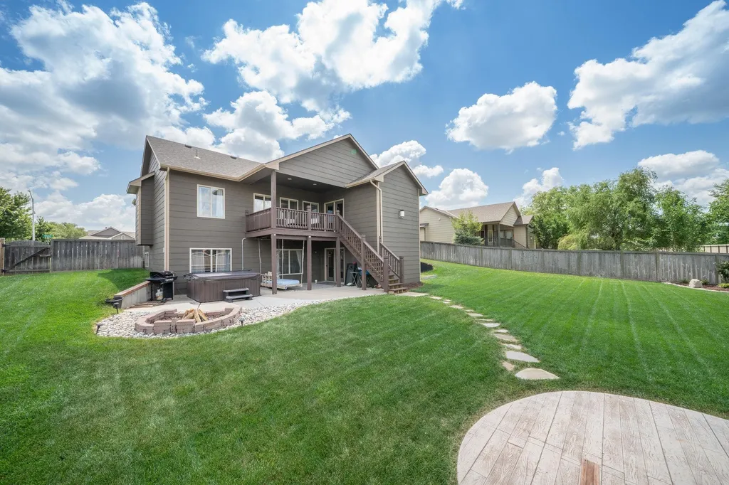 13905 E Ayesbury Street Wichita KS 67228