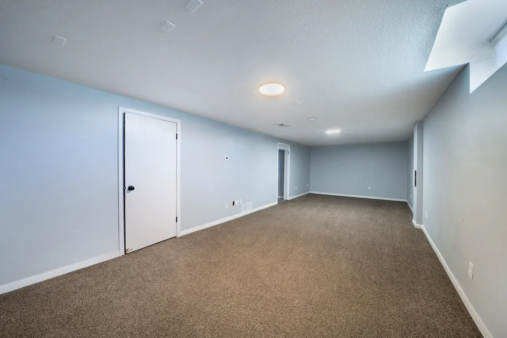 1308 E Catalina Wichita KS 67216