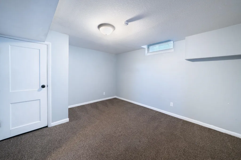 1308 E Catalina Wichita KS 67216