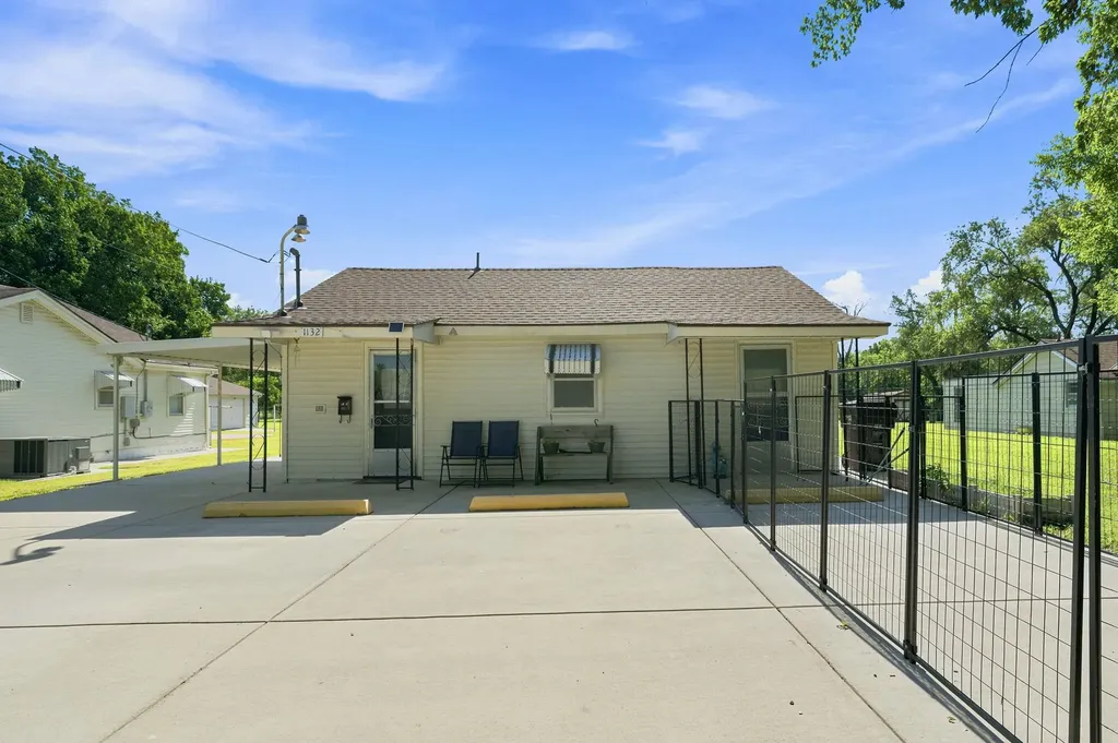 1132 N Sheridan Avenue Wichita KS 67203