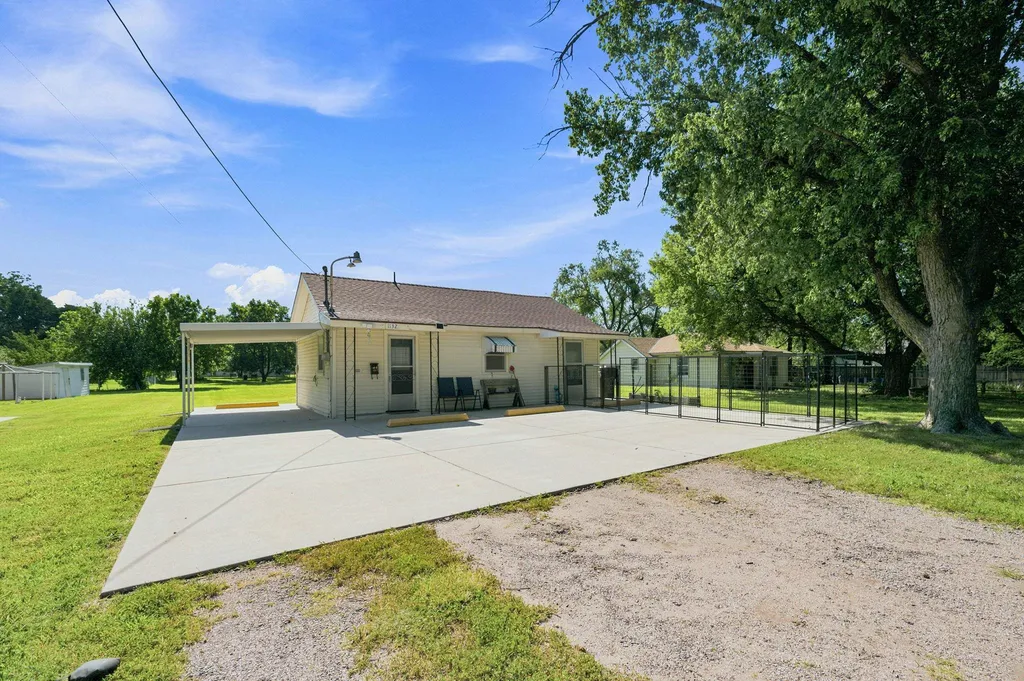 1132 N Sheridan Avenue Wichita KS 67203