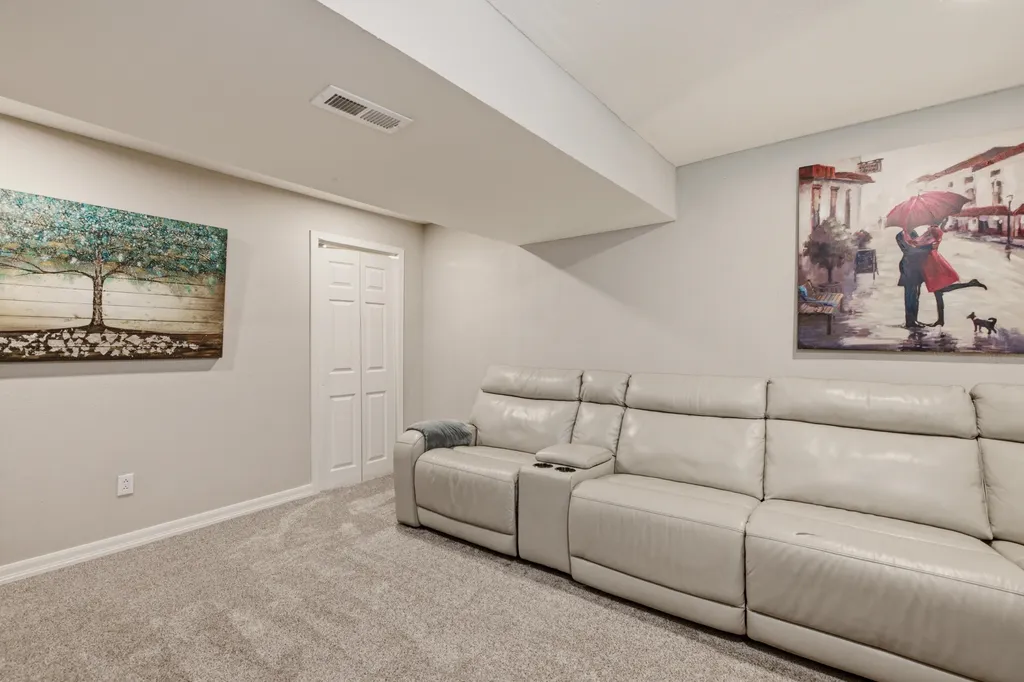 331 N Sheridan Wichita KS 67203
