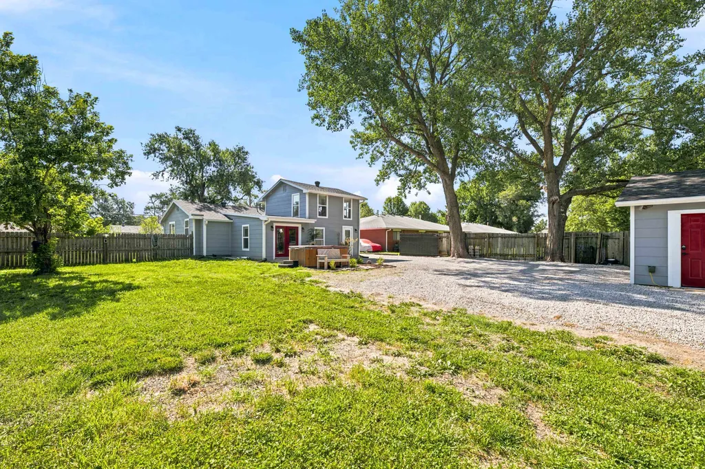 331 N Sheridan Wichita KS 67203