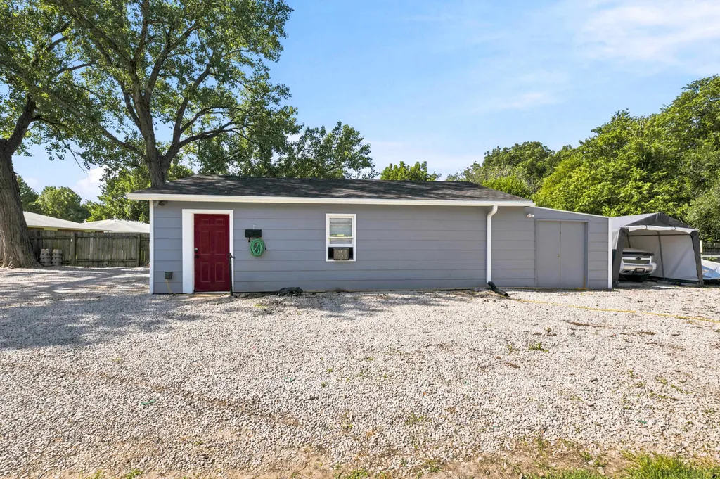 331 N Sheridan Wichita KS 67203