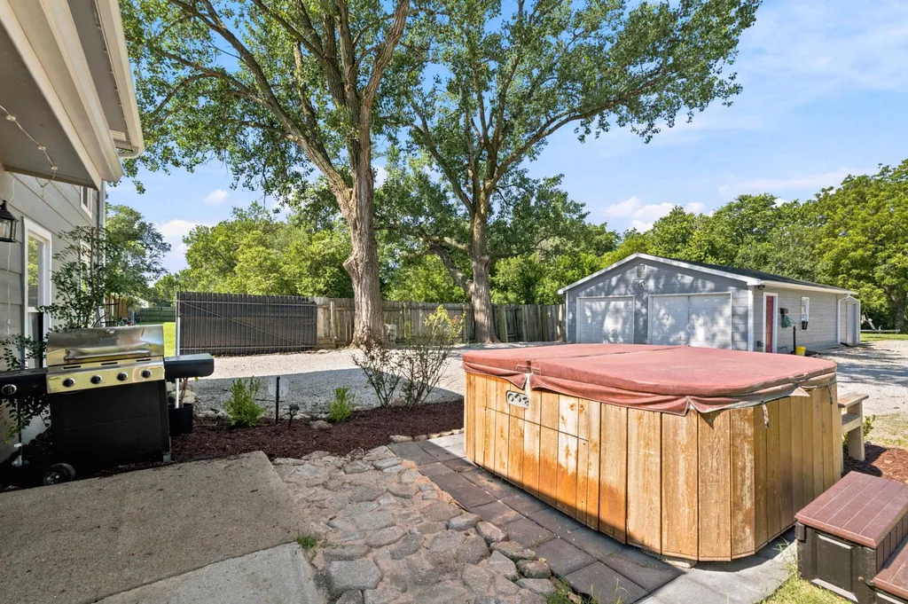 331 N Sheridan Wichita KS 67203