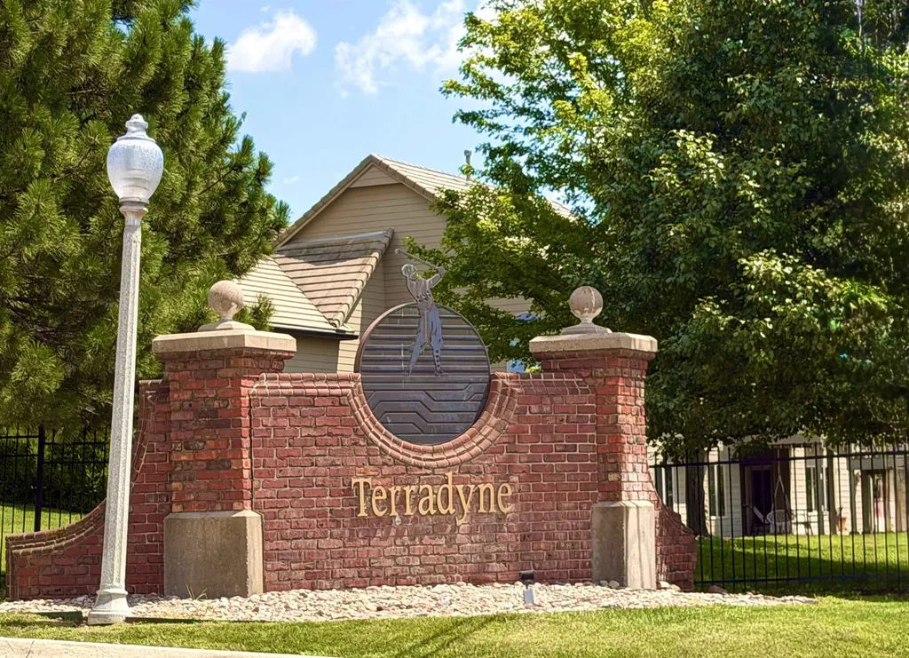 753 N Bramerton Street Andover KS 67002