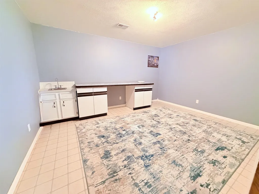 753 N Bramerton Street Andover KS 67002