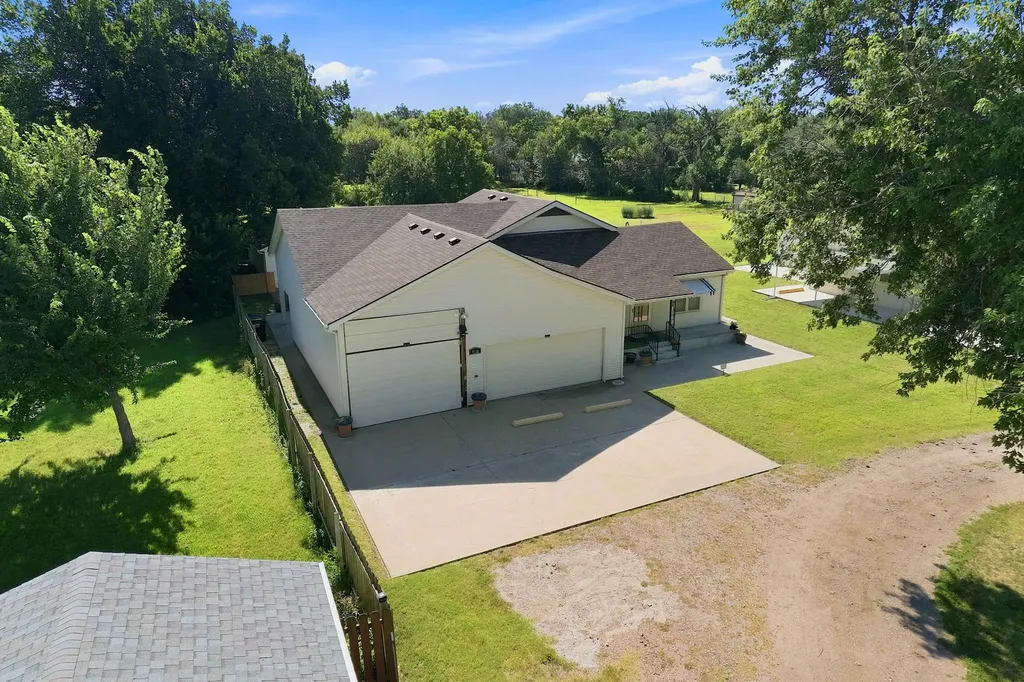 1138 N Sheridan Street Wichita KS 67203