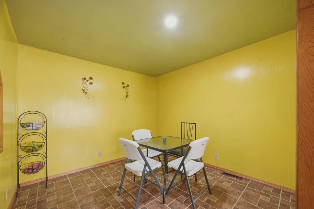 1138 N Sheridan Street Wichita KS 67203