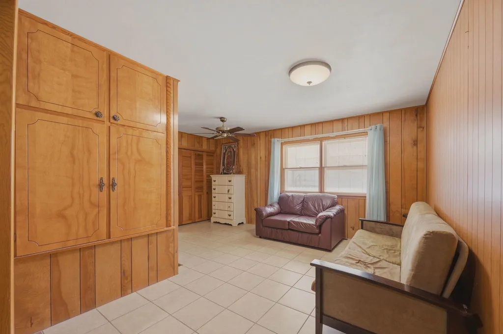 1138 N Sheridan Street Wichita KS 67203