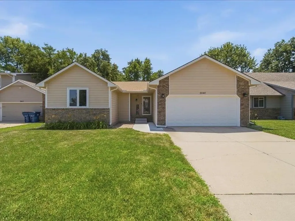 2040 N Parkridge Court Wichita KS 67212