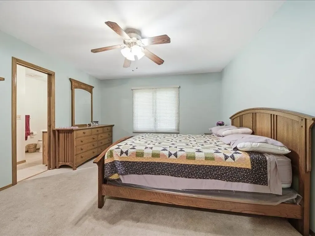 2040 N Parkridge Court Wichita KS 67212