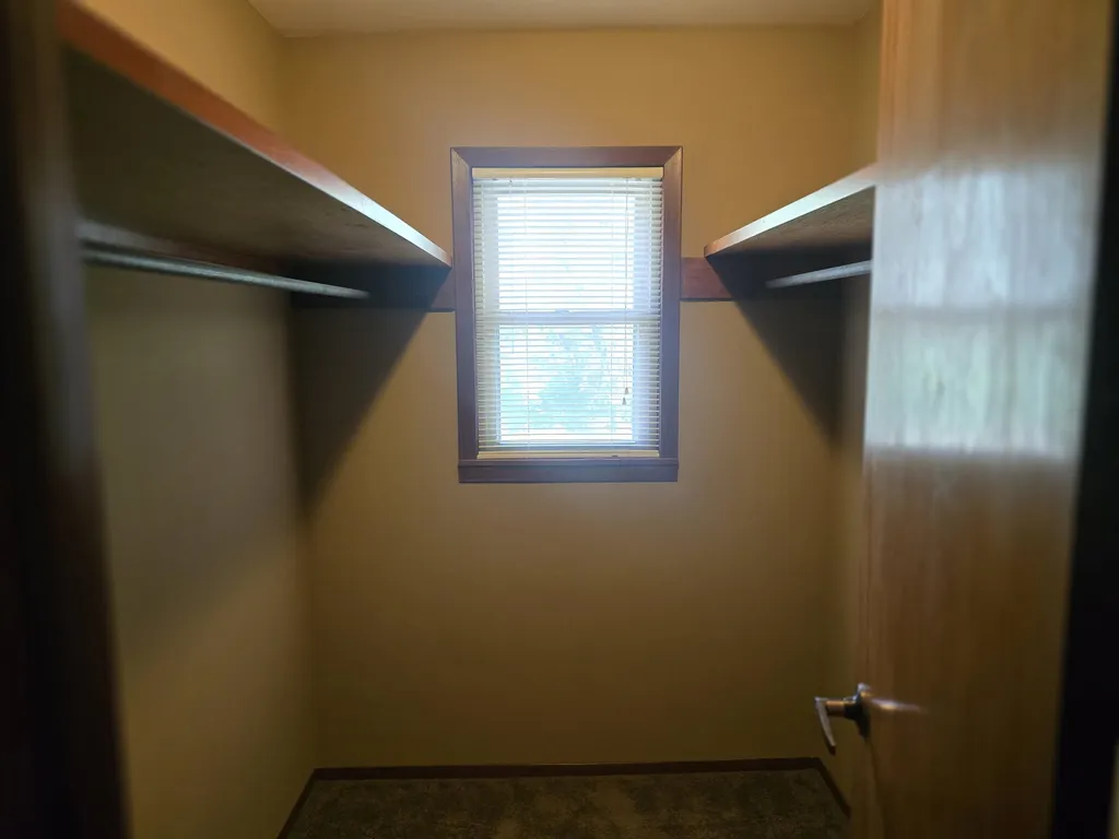 5540 N Porter Wichita KS 67204
