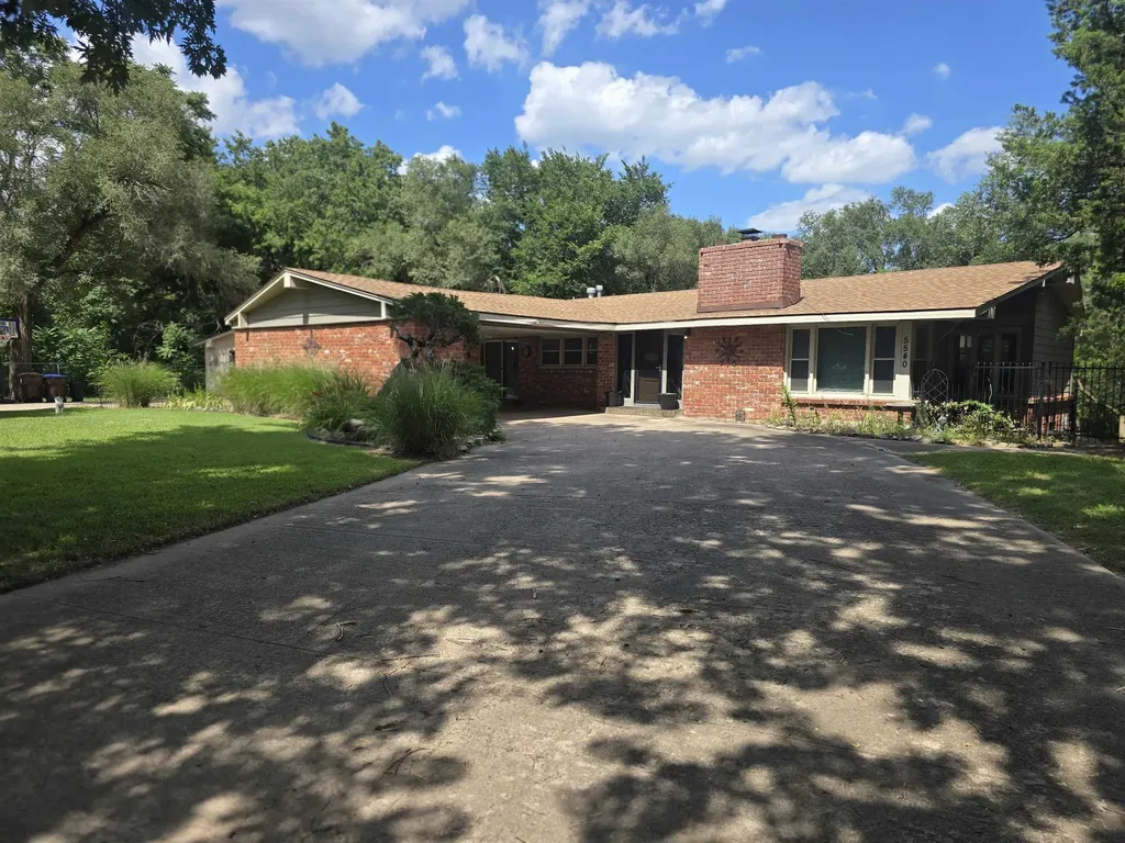 5540 N Porter Wichita KS 67204