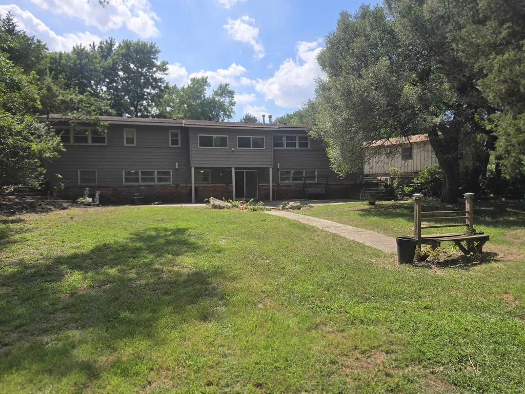 5540 N Porter Wichita KS 67204