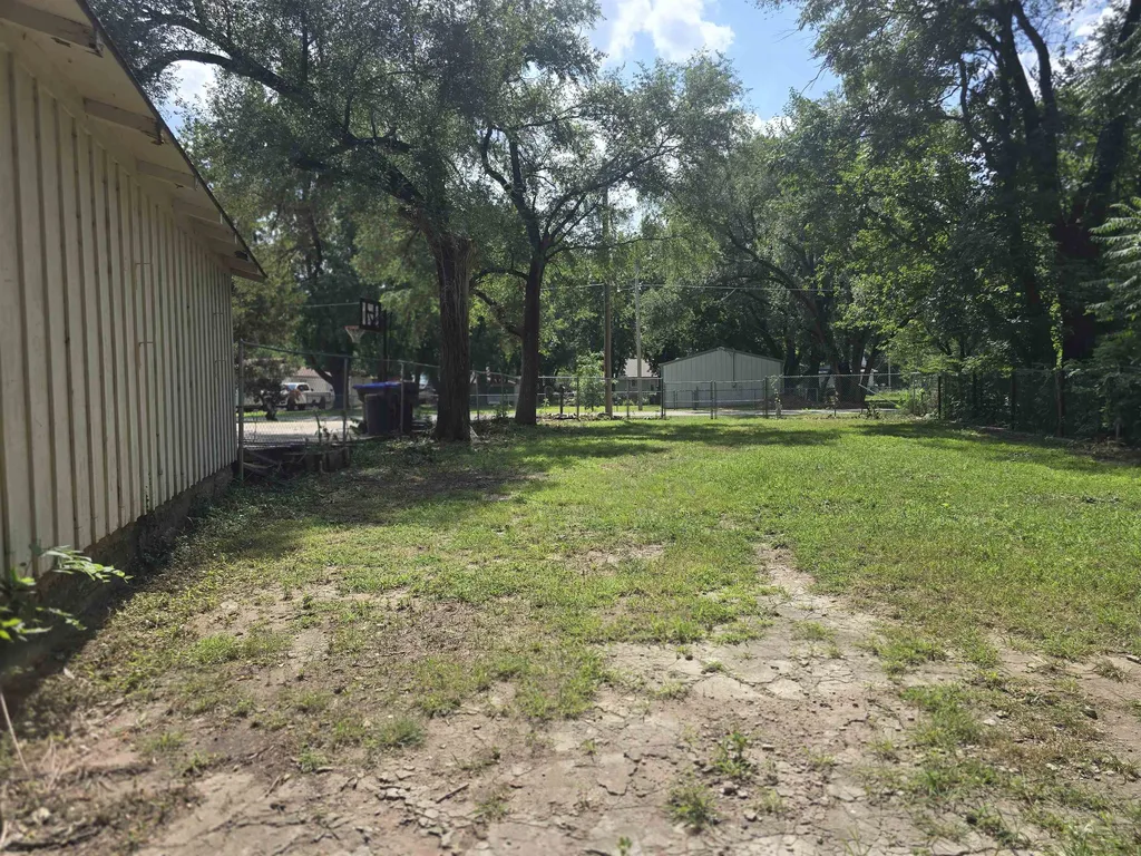 5540 N Porter Wichita KS 67204